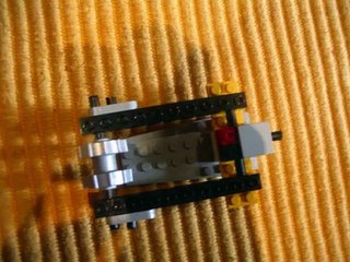 Simple lego rubber band gun