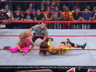 Velvet Sky vs. Sarita