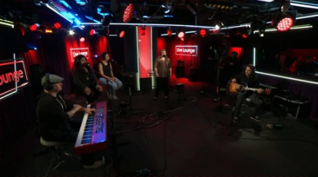 Kelly Clarkson Heartbeat Song BBC Radio 1 Live Lounge 2015