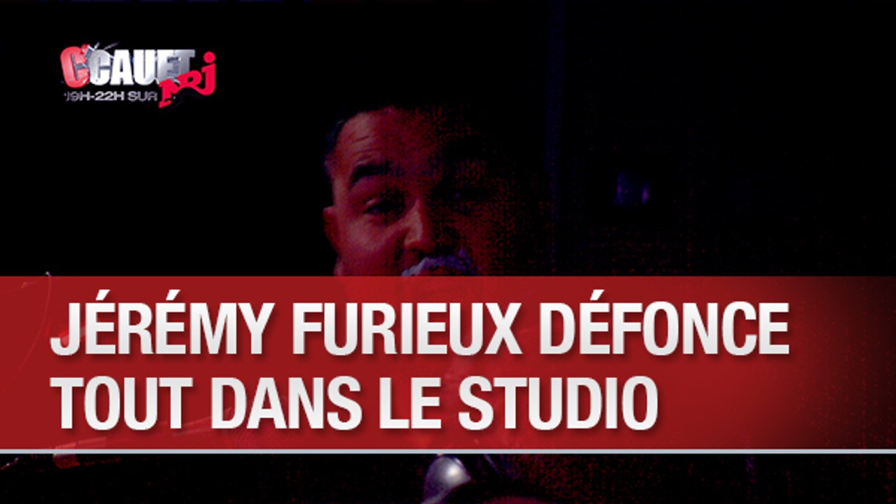 Jérémy furieux défonce tout dans le studio - C'Cauet sur NRJ