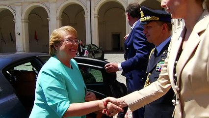 Bachelet y Renzi, unidos contra la corrupción