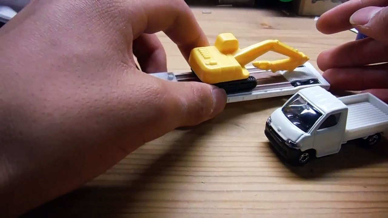 絶版トミカ買ってきた。