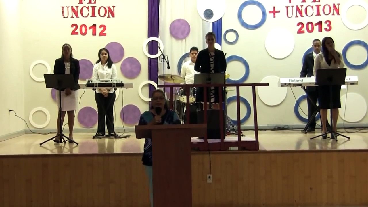 Oración de Apertura Servicio de Poder Fin de Año 2012