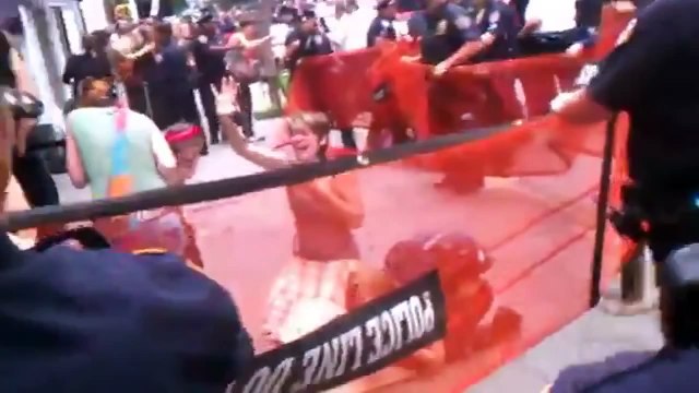 I AM NOT MOVING - Short Film - Occupy Wall Street (mirror)