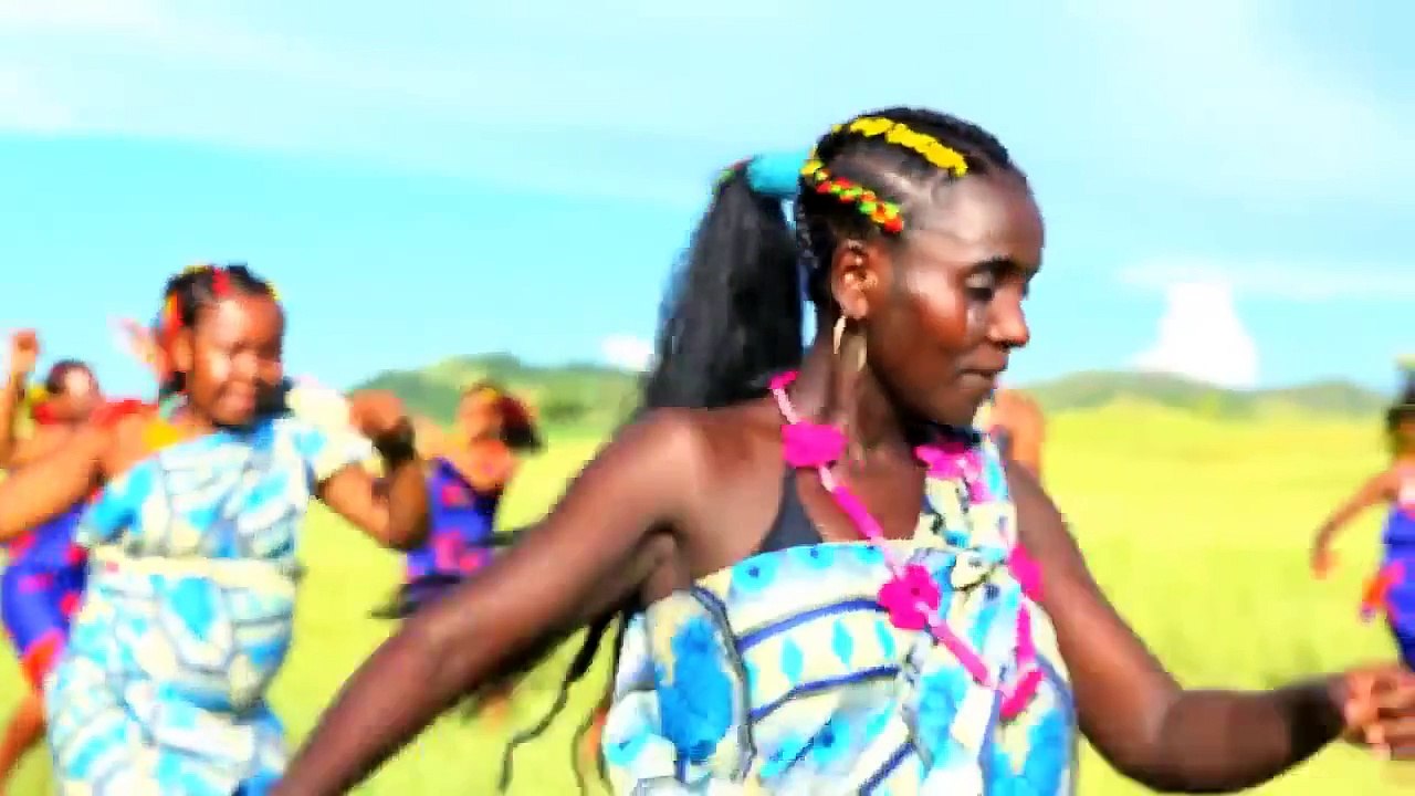 WAWA - Vanah ( CLIP GASY )