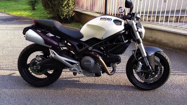 DUCATI MONSTER 696 - 2010