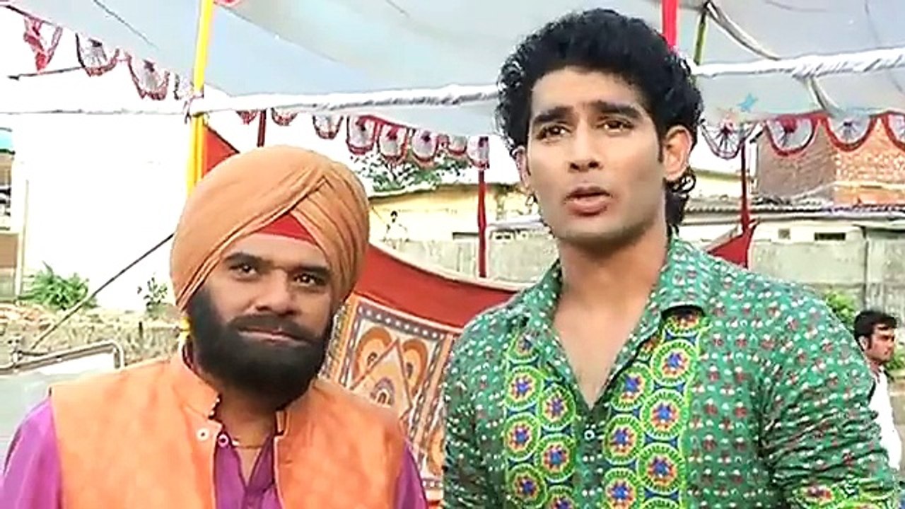 Tu Mera Hiro - 5 June 2015 - Titu and Panchi Ka Romantic Dance