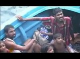 Refugees flee Sri Lanka 