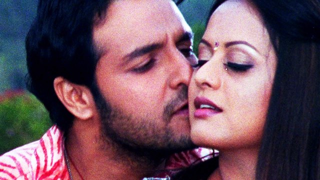 Umar Jobanwa Hamar Raja Pyar Kara Na | HOT Bhojpuri Video Song - Pagal Premi