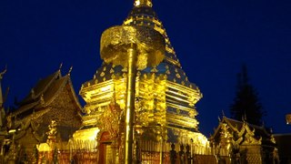 Superbe temple Bouddiste pres de Chiang Mai