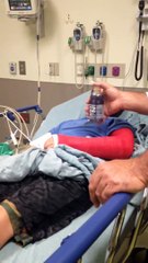 Un gamin complètement shooté par les calmants et anti-douleurs