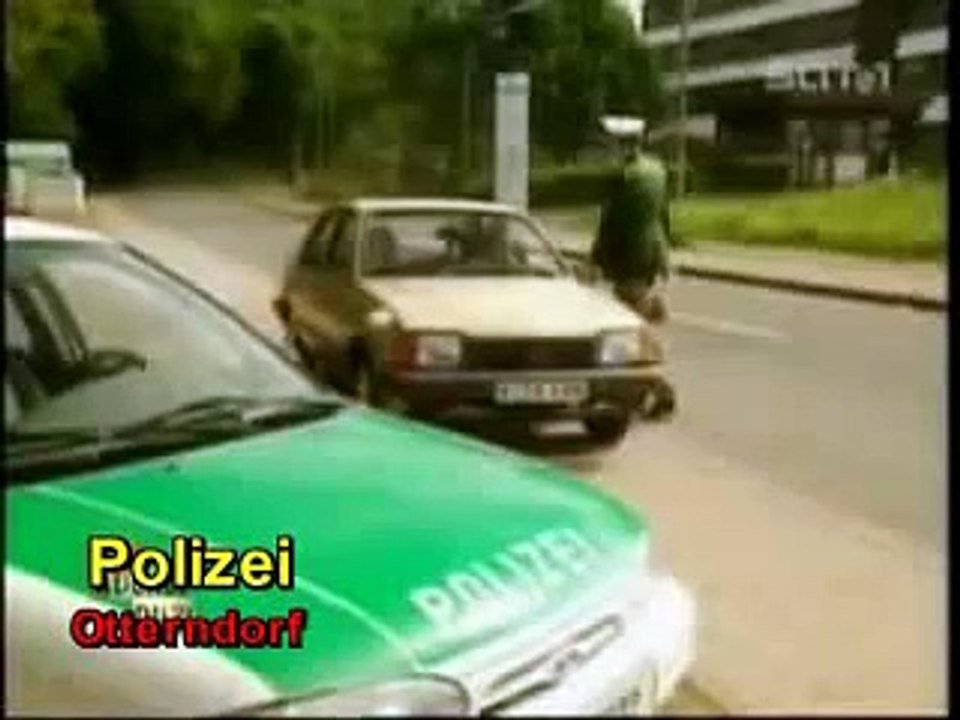 Kaya Yanar - Polizeikontrolle