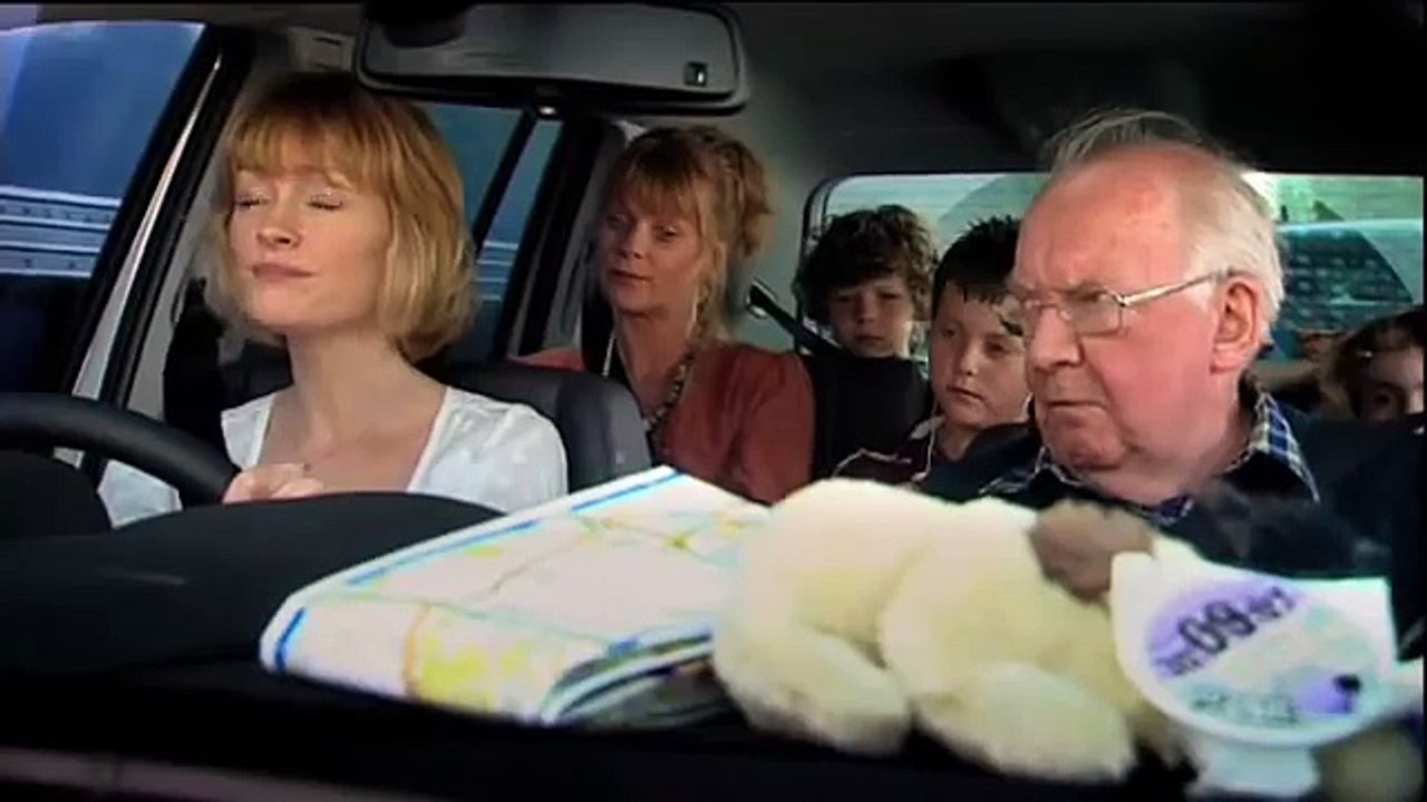 Outnumbered | The Lying Game | Series 1 Ep3