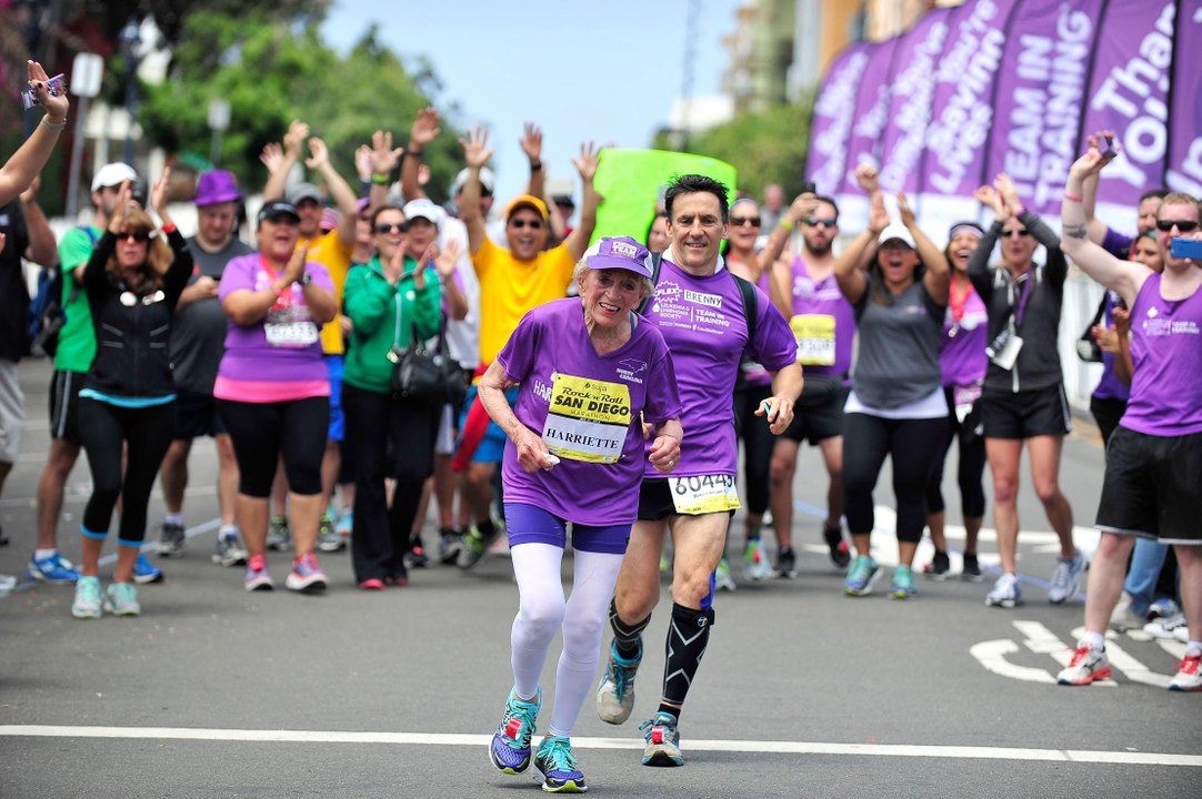 Une Américaine de 92 ans termine un marathon - ZAPPING ACTU HEBDO DU 06/06/2015