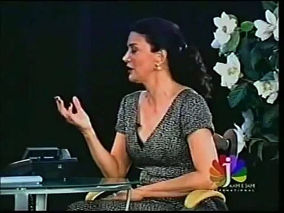 Iranian Actress Shohreh Aghdashloo, Censorship