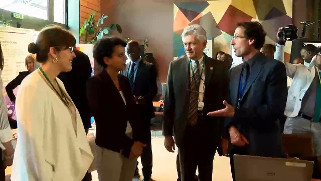 Réunion des ministres francophones de l'enseignement supérieur sur le développement du numérique universitaire : point presse de Najat Vallaud-Belkacem