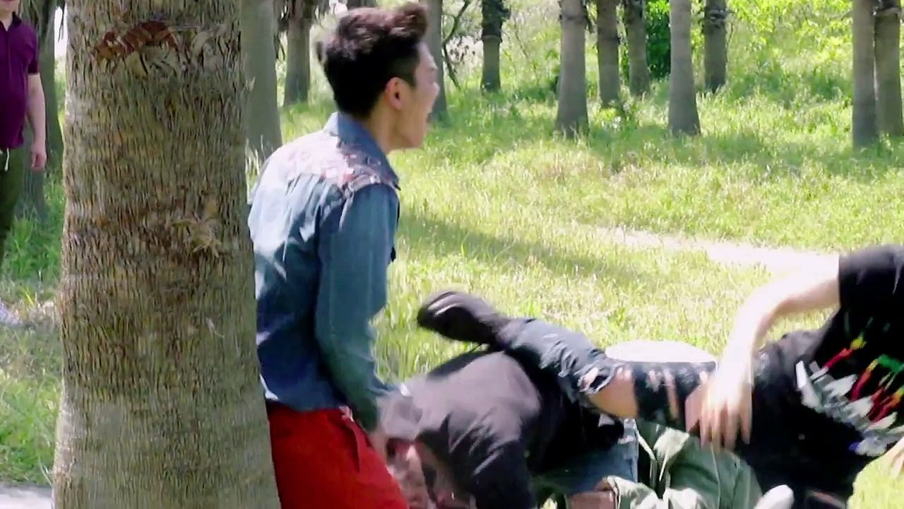 BIGBANG - WE LIKE 2 PARTY M/V