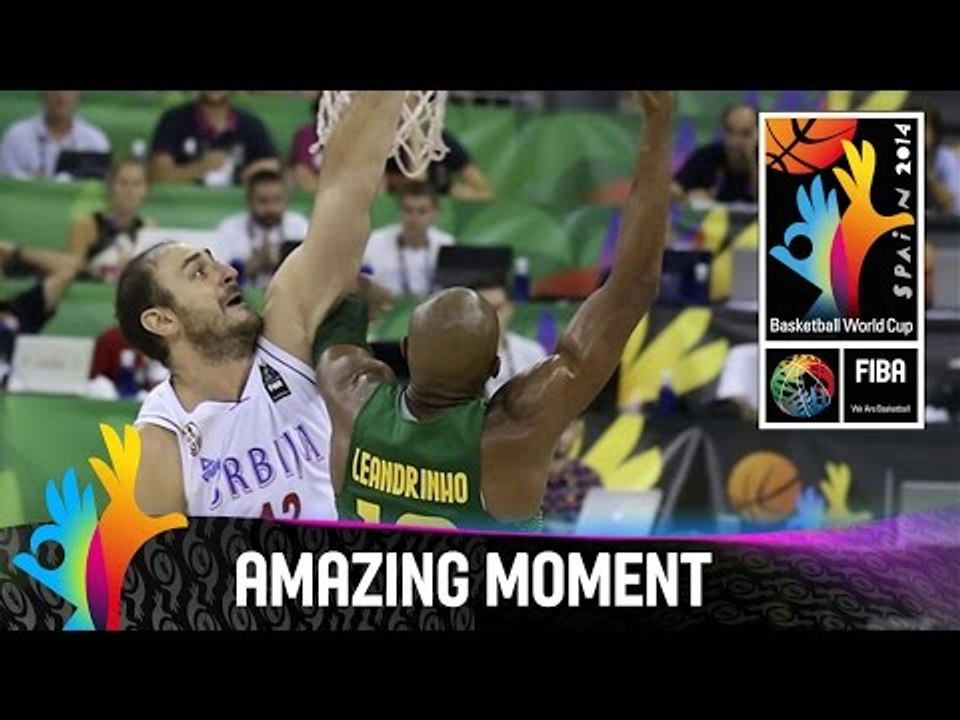 Serbia v Brazil - Amazing Moment - 2014 FIBA Basketball World Cup