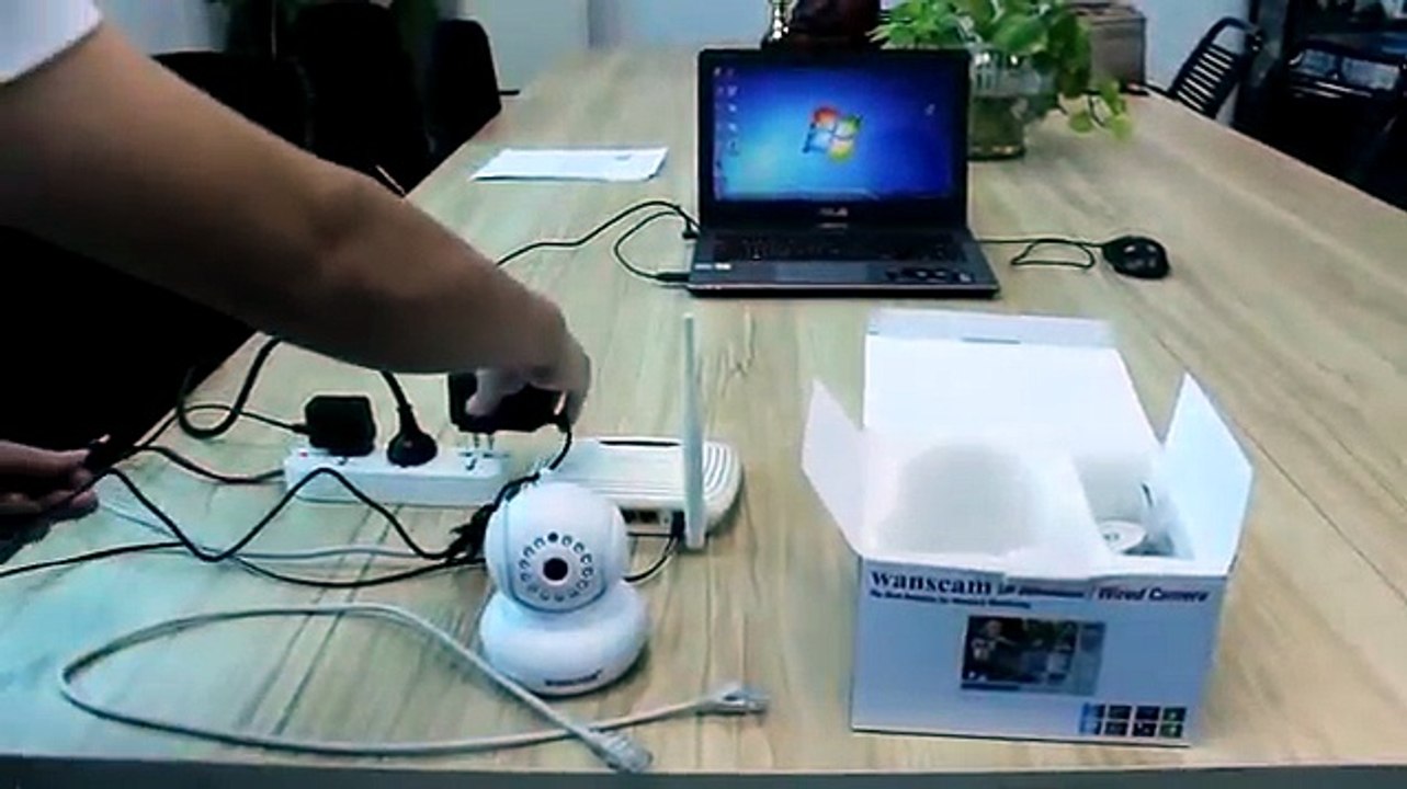 Wanscam IP Camera Connection and Wanscam P2P Client Software Instruction