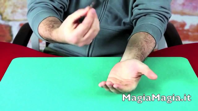 *NEW! Easy Magic Tricks Revealed Coin - Impossible Vanish - Amazing Magic Tricks