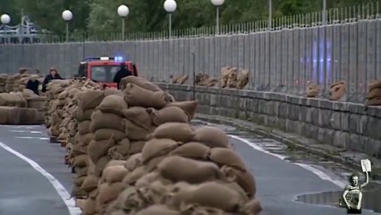 The mobile-bearing walls for Flooding  in Austria 3/06/2013