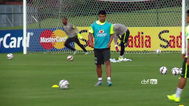 Seleção faz último treino na Granja Comary antes de amistoso