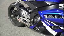 2008 Yamaha R6 with Yoshimura R-55 Full System with baffle removed sound clip HUGE FLAMES!