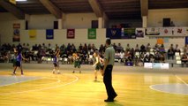 A emoção de uma fase final (jogo Carnide - Coimbrões do fase final de sub-16 femininos)