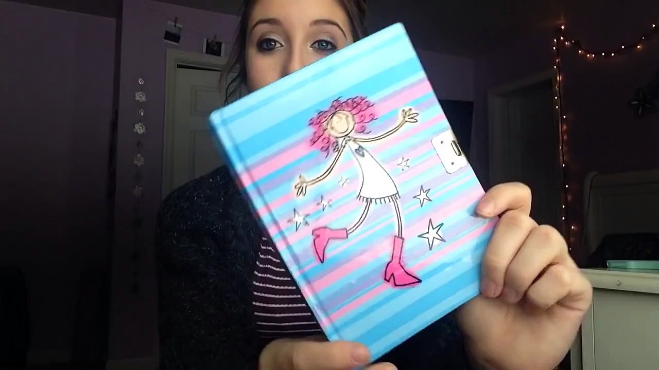 I LIKE BAD BOYS?! | Reading My Old Diaries