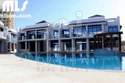 4 Cheques payment for brand new 5 br villa in Palm Jumeirah. Palma Residences. - mlsae.com