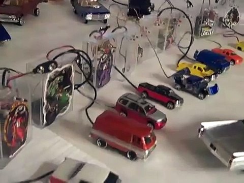 Playerz Hydraulics lowrider toy diecast plastic model cars trucks hotwheels G-Wheels