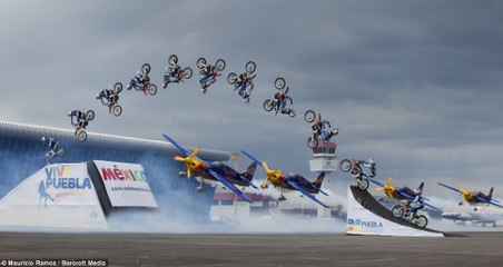 Motorbike Stunts Bus Backflip