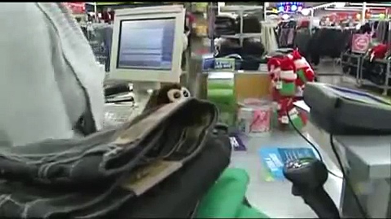 WIRELESS RFID Credit Card Theft (Aka-Skimming)