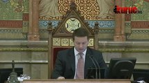 Novák Előd vs (Ujhelyi) MSZP-s ülésvezető elnémította Novák Előd mikrofonját (2013-11-20)