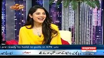 Neelum Munir Flirting With Host Syed Wasi Shah In Syasi Theater Show