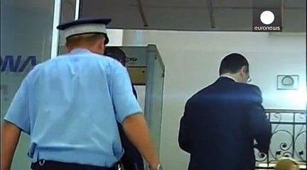 Yolsuzlukla suçlanan Romanya başbakanı görevi bırakmıyor