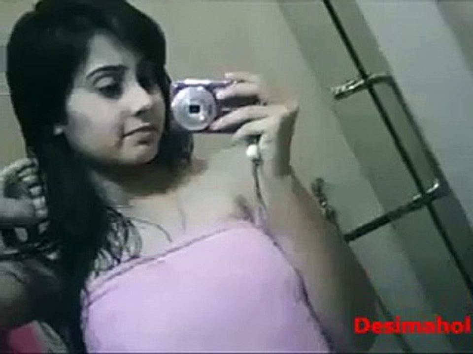 Beautiful Pakistani Actress Sadaf Self made lat...