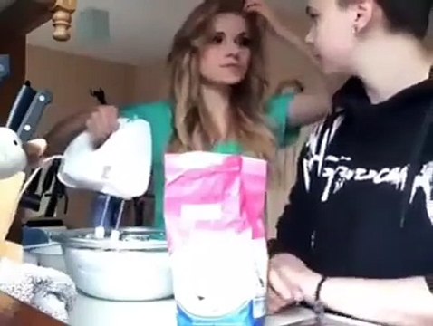 Self Confuse Confused Girl