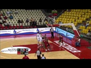 #FIBAAmericas - Day 8: Uruguay v Mexico (dunk of the game - G. AYON)
