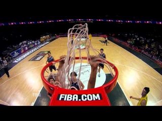 FIBA U17 - Exum finishes Australia's fast break with a dunk