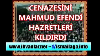 Mahmud Efendi Hazretleri Timurtaş Hoca'nın cenazesini kıldırıyor