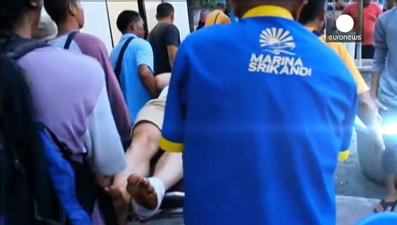 Indonesien: Touristen bei Explosionen auf Fähre verletzt