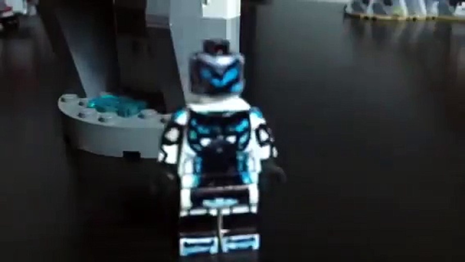 E1 Lego Figure of the week : MAXSTEEL - video Dailymotion
