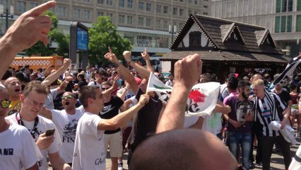 Foot - C1 - Juve : Les tifosi mettent l'ambiance 2/2