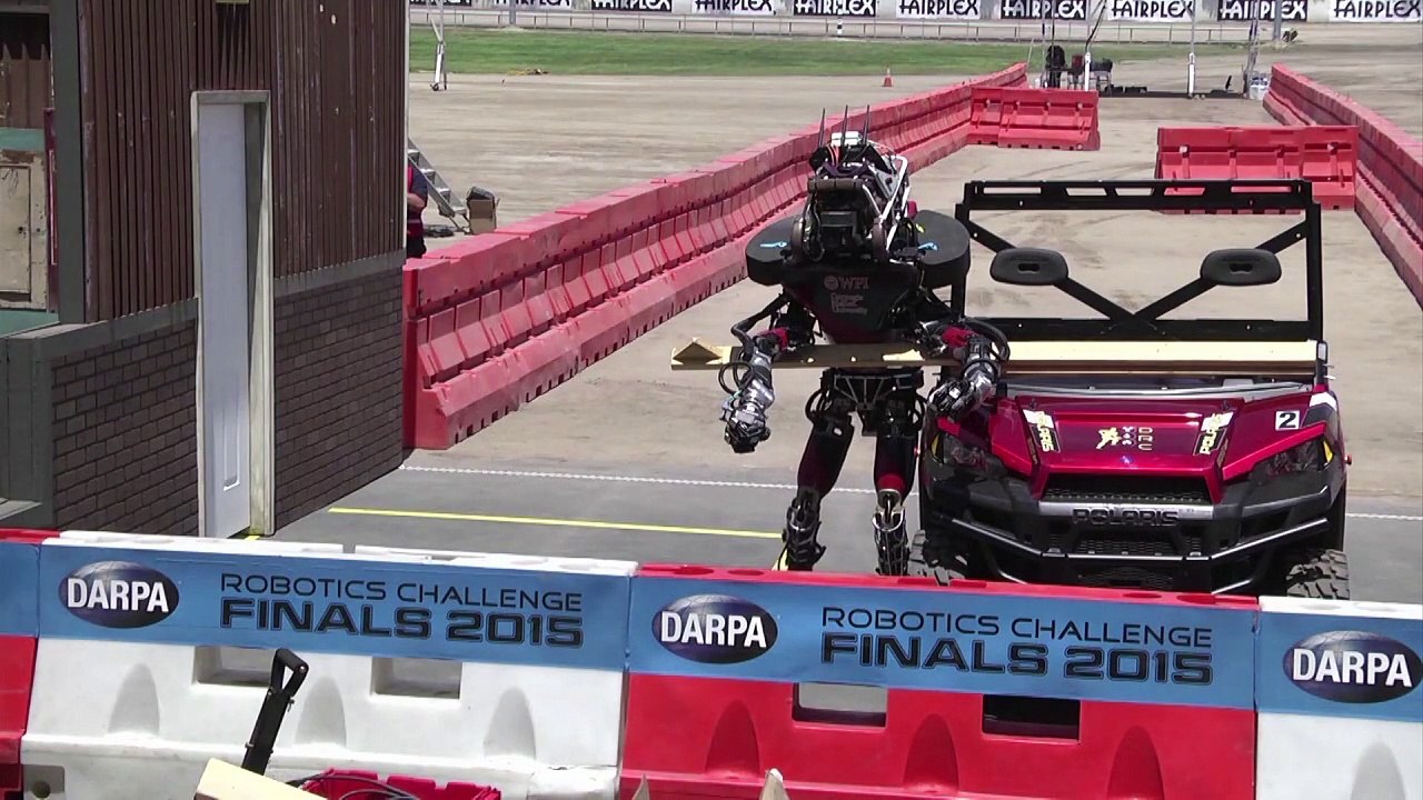 Californie: concours de robots pour premiers secours