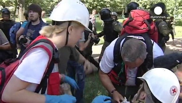 Киев: на участников гей-парада напали радикалы