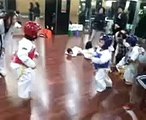 태권도 겨루기 (5살아이들이에요) 5years old kids taekwondo fight