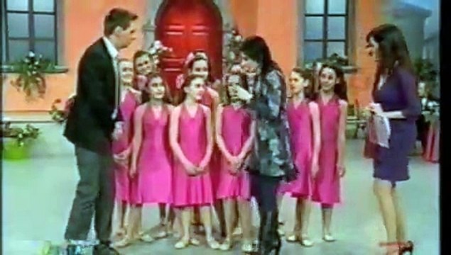 La scuola di danza ARABESQUE a Festa in Piazza - Antenna Tre