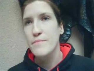 Backstage interview with Belinda SNELL