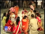 Tv9 Gujarat - Ambani brothers grooved on Garba at Bhavani Temple,Chorwad